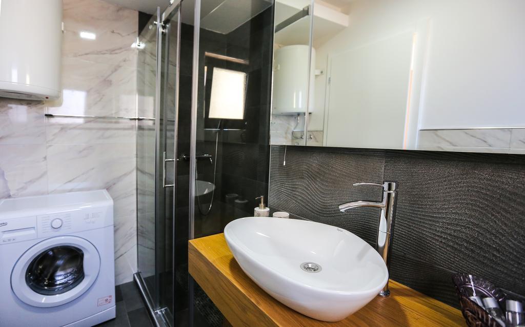 New Lux Apartment Новий Сад Екстер'єр фото